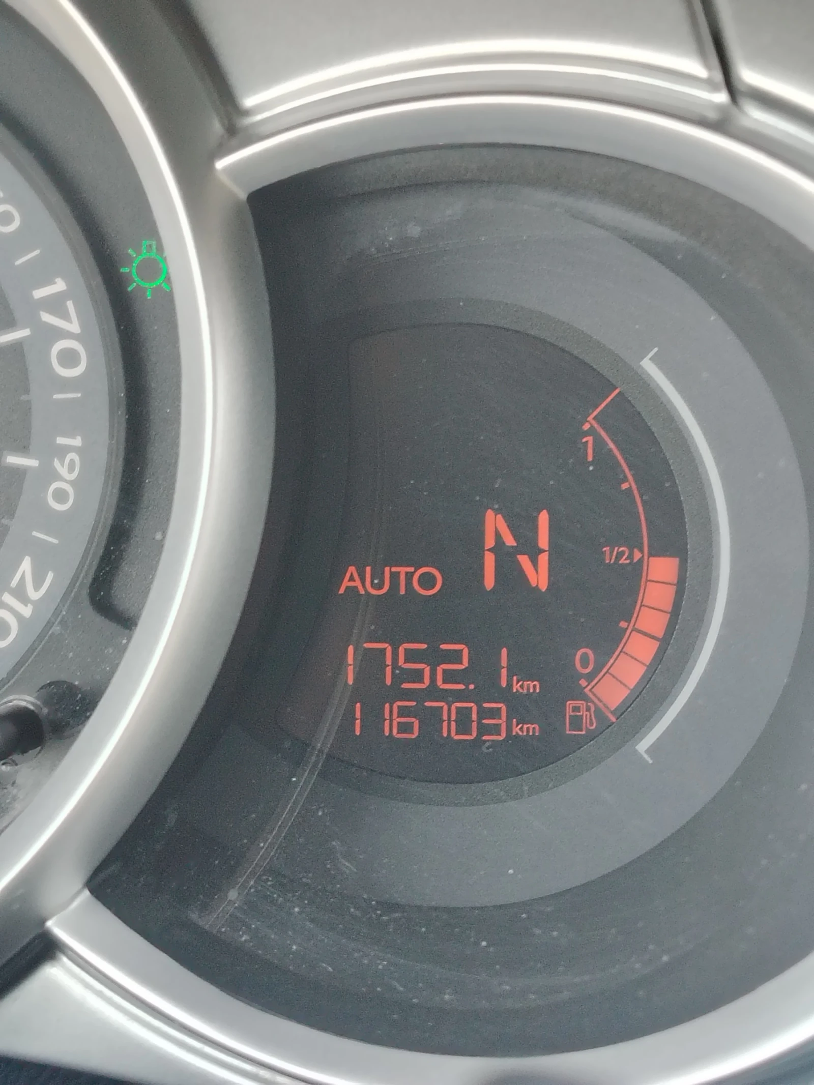 Citroen C3 1.4 I, снимка 5 - Автомобили и джипове - 56157280