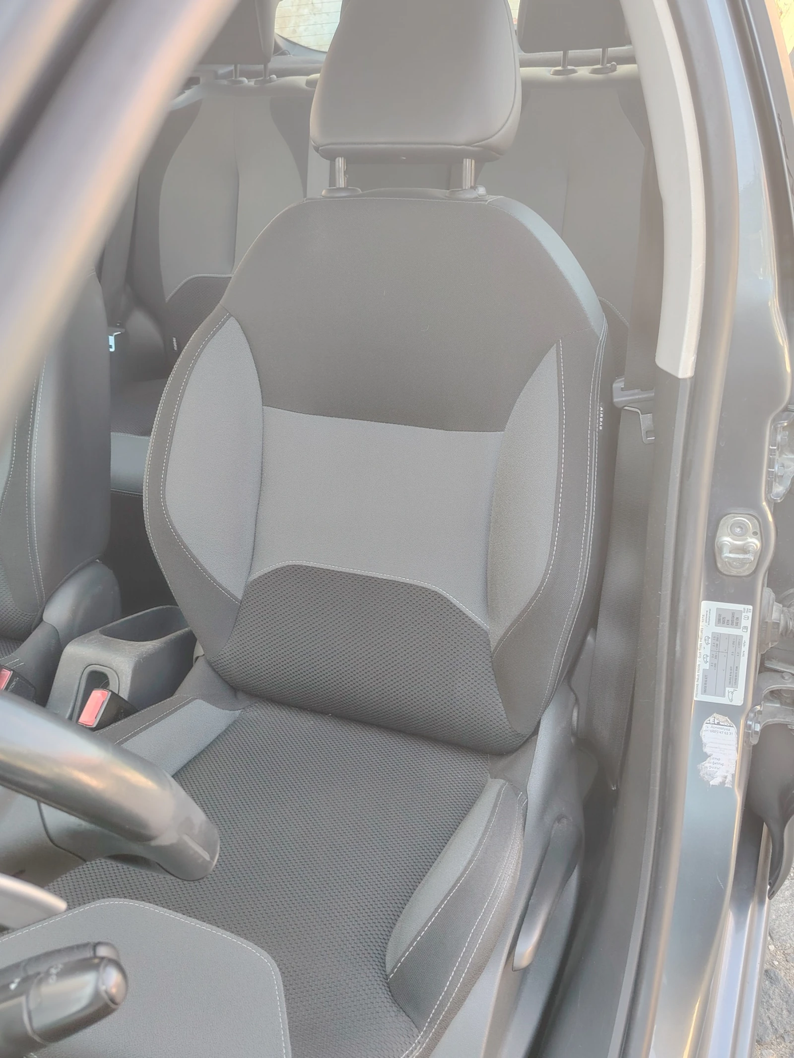 Citroen C3 1.4 I, снимка 9 - Автомобили и джипове - 56157280