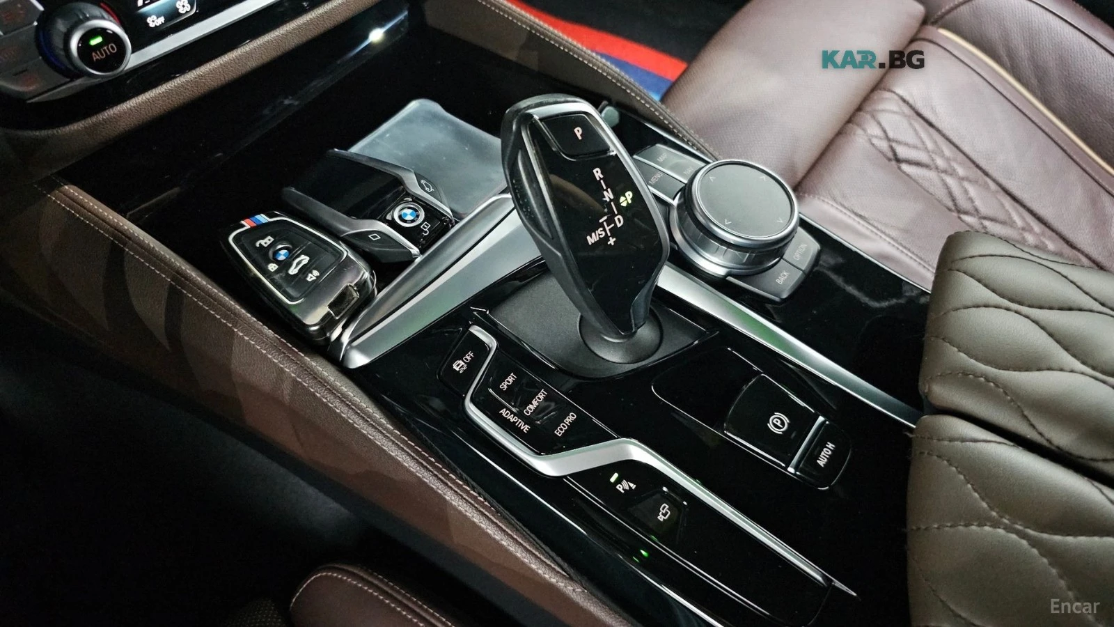 BMW 550 M550i xDrive* HUD* 360* ОБДУХВ* НАВИ* ПАНО, снимка 8 - Автомобили и джипове - 56237456
