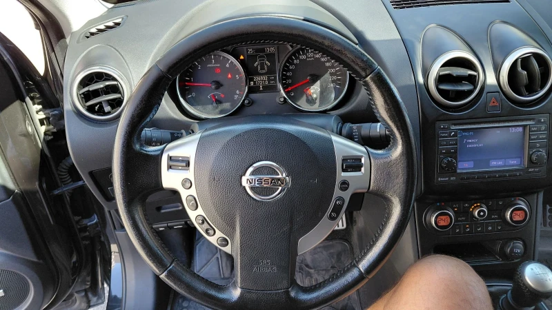 Nissan Qashqai 2000 DCI 4x4 keyless, безключово палене, панорама , снимка 15 - Автомобили и джипове - 51702958