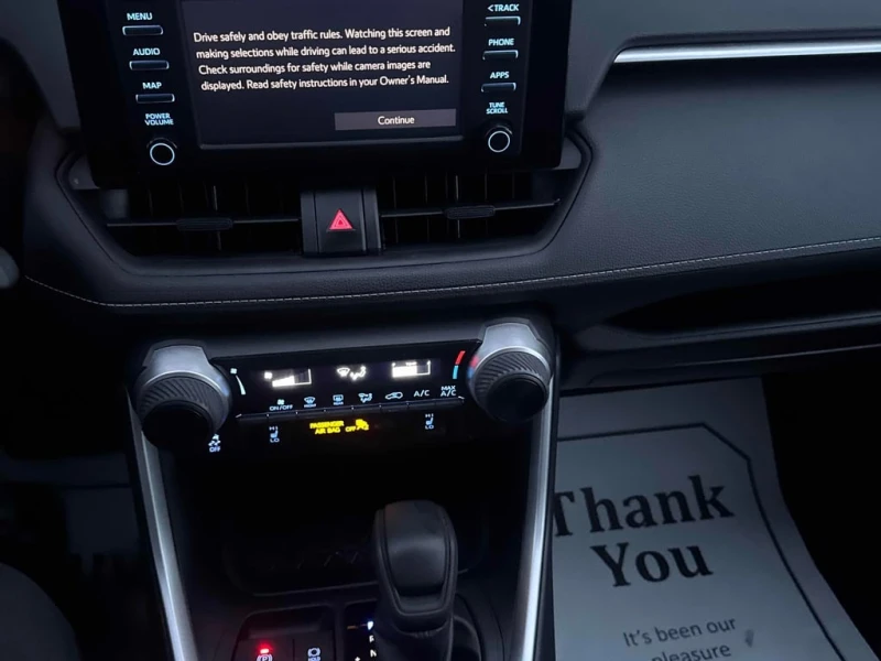 Toyota Rav4 * LE * CARFAX * БЕЗ ПЪРВОНАЧАЛНА ВНОСКА, снимка 9 - Автомобили и джипове - 53158785