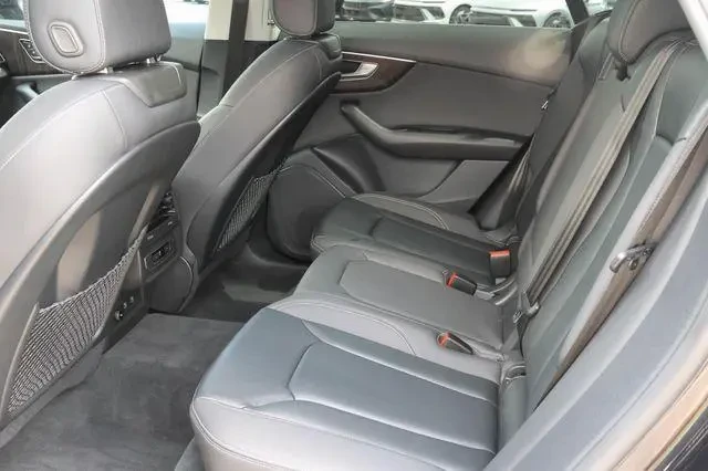 Audi Q8 55 Premium, снимка 11 - Автомобили и джипове - 54811264