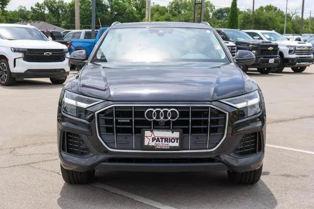 Audi Q8 55 Premium, снимка 2 - Автомобили и джипове - 54811264