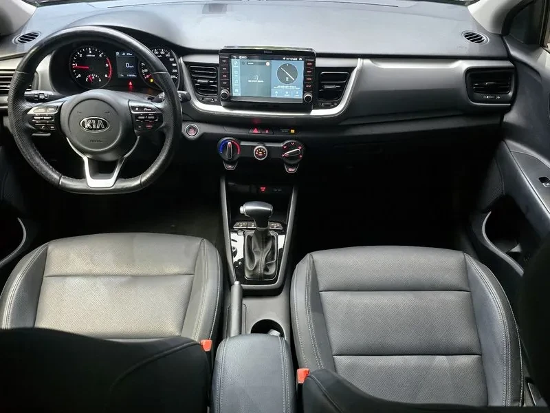 Kia Stonic 1.6 TRENDY, снимка 7 - Автомобили и джипове - 55717833