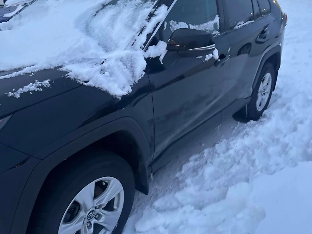 Toyota Rav4 * LE * CARFAX * БЕЗ ПЪРВОНАЧАЛНА ВНОСКА - изображение 2