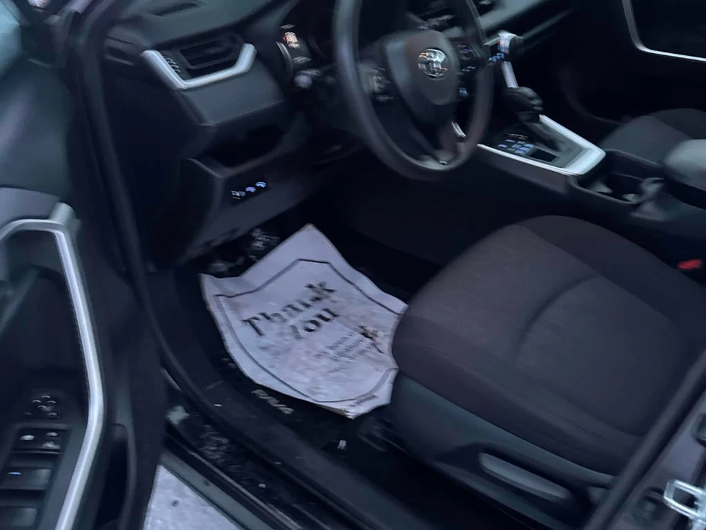 Toyota Rav4 * LE * CARFAX * БЕЗ ПЪРВОНАЧАЛНА ВНОСКА - изображение 5