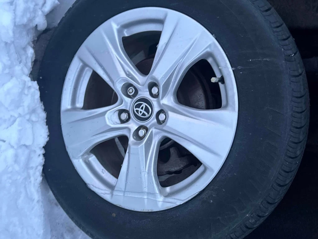 Toyota Rav4 * LE * CARFAX * БЕЗ ПЪРВОНАЧАЛНА ВНОСКА - изображение 7