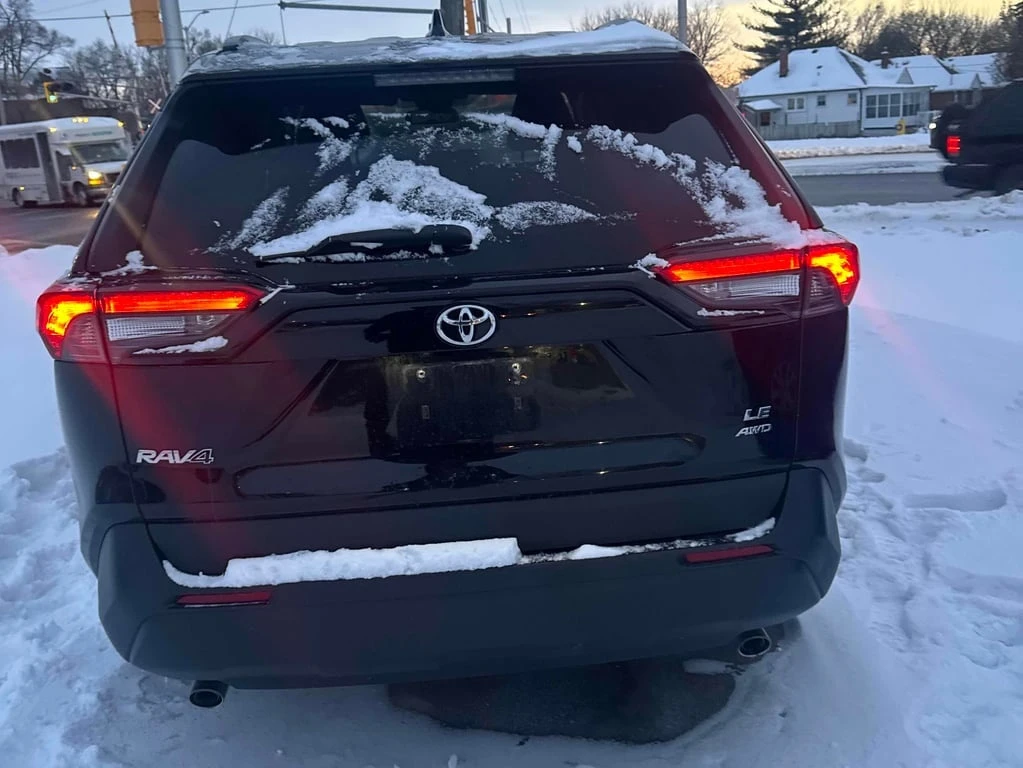 Toyota Rav4 * LE * CARFAX * БЕЗ ПЪРВОНАЧАЛНА ВНОСКА - изображение 4