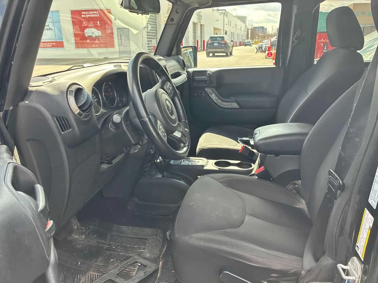 Jeep Wrangler * Sport * ���� �� ������ * �FF-ROAD �����  | Mobile.bg � ����������� 7