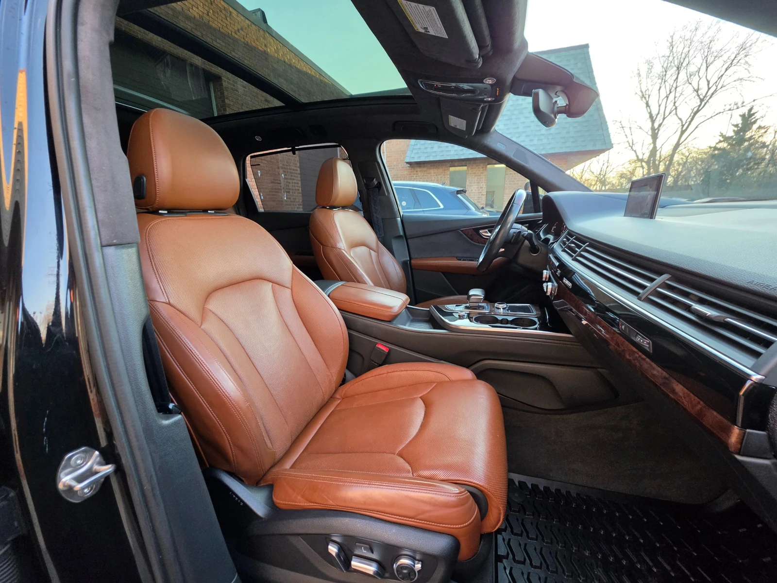 Audi Q7, снимка 17 - Автомобили и джипове - 54152927