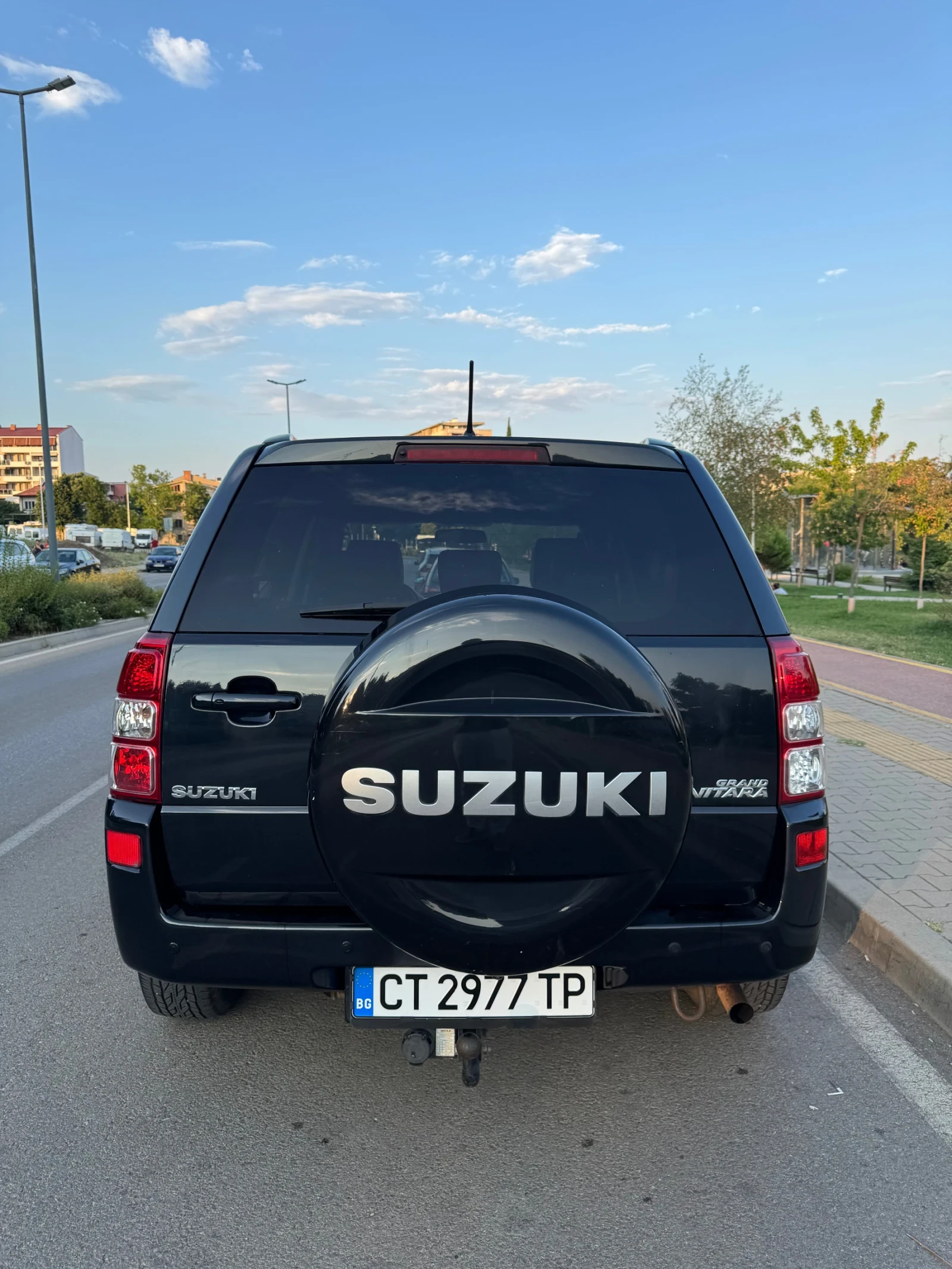 Suzuki Grand vitara 2.0 KEYLESS ГАЗ, снимка 3 - Автомобили и джипове - 55598617