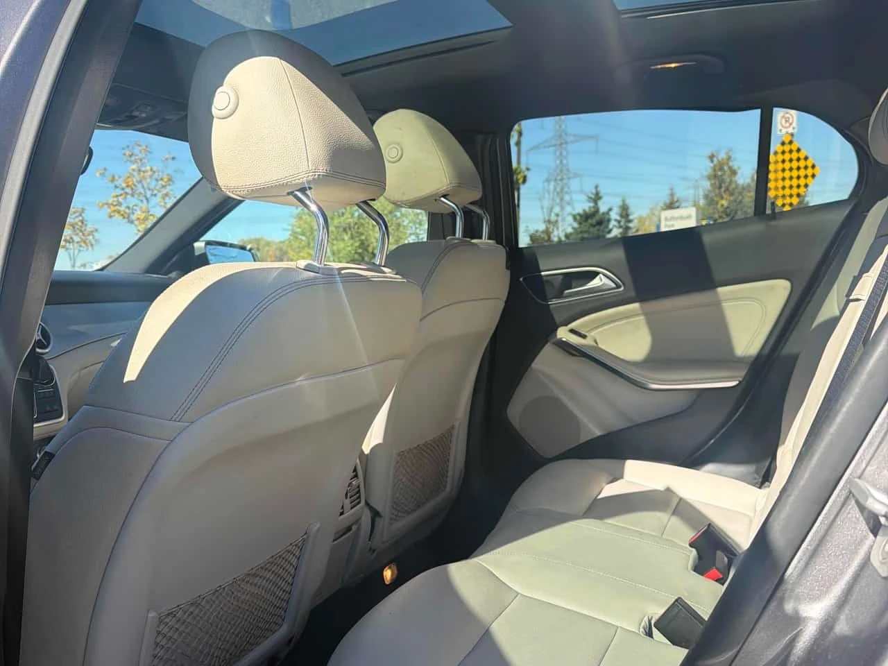 Mercedes-Benz GLA 250 4MATIC * AMG PACK* ��������* CARPLAY*  | Mobile.bg � ����������� 16