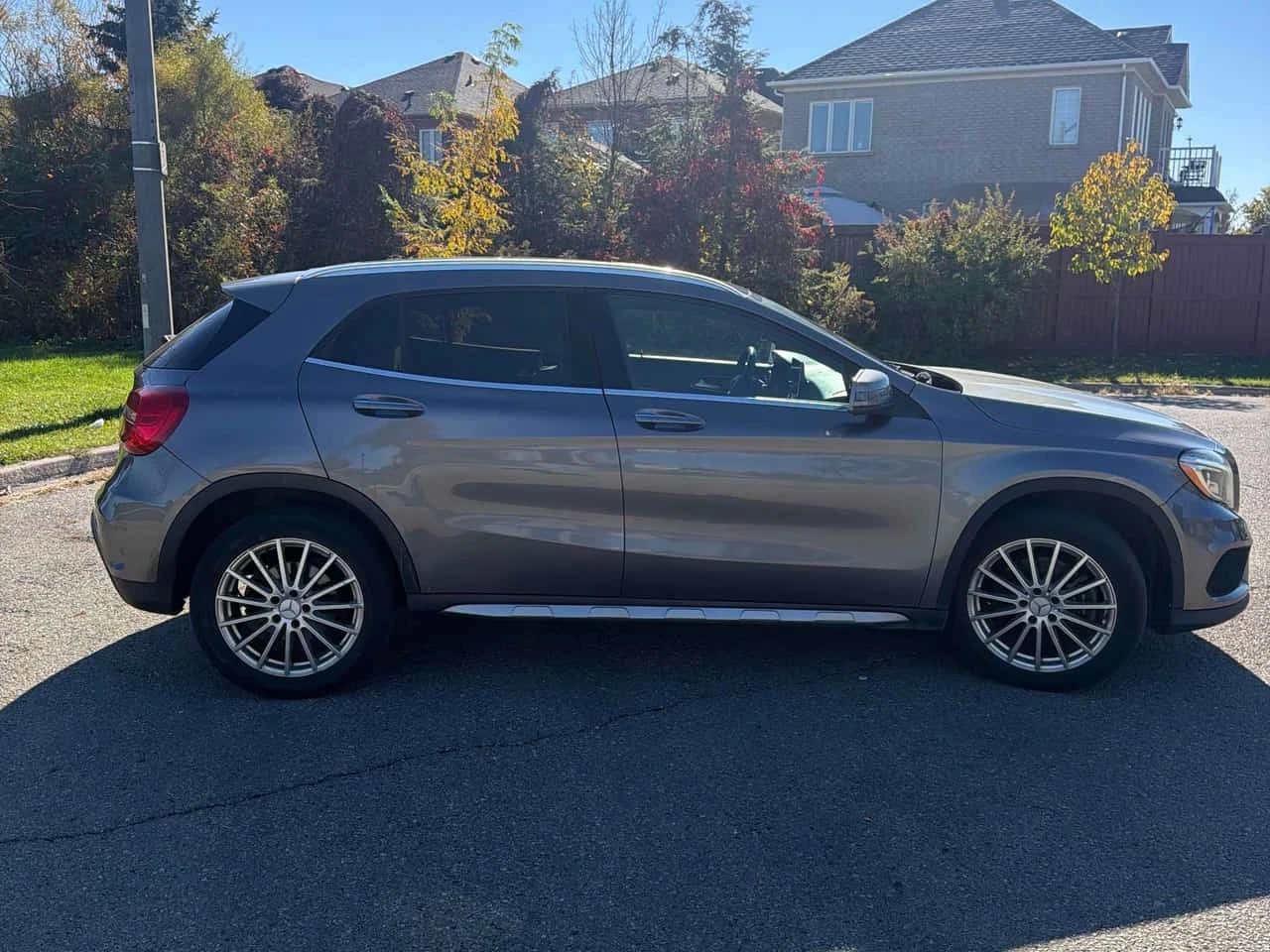Mercedes-Benz GLA 250 4MATIC * AMG PACK* ��������* CARPLAY*  | Mobile.bg � ����������� 4