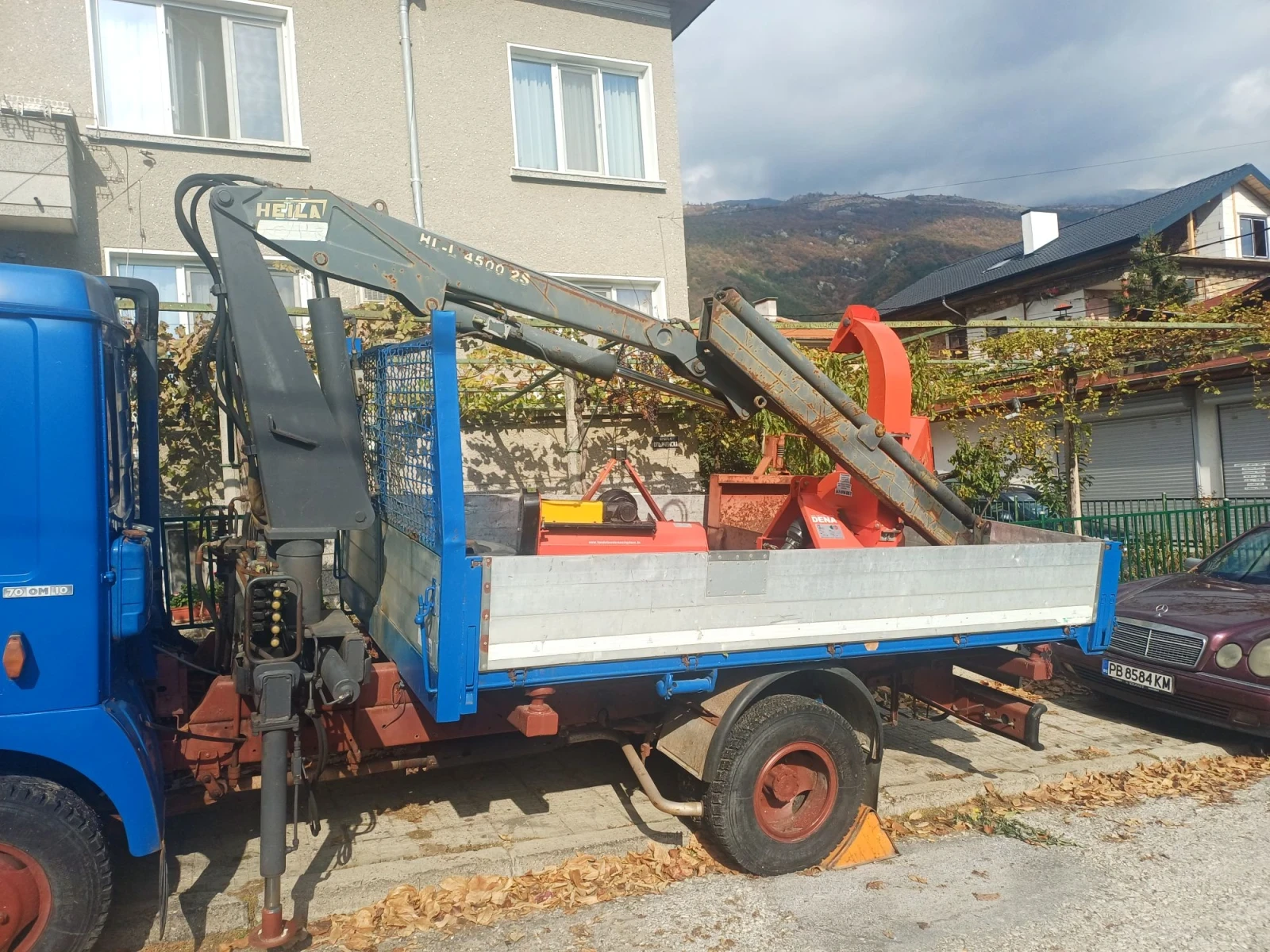 Iveco Eurocargo 3, Самусвал и кран.