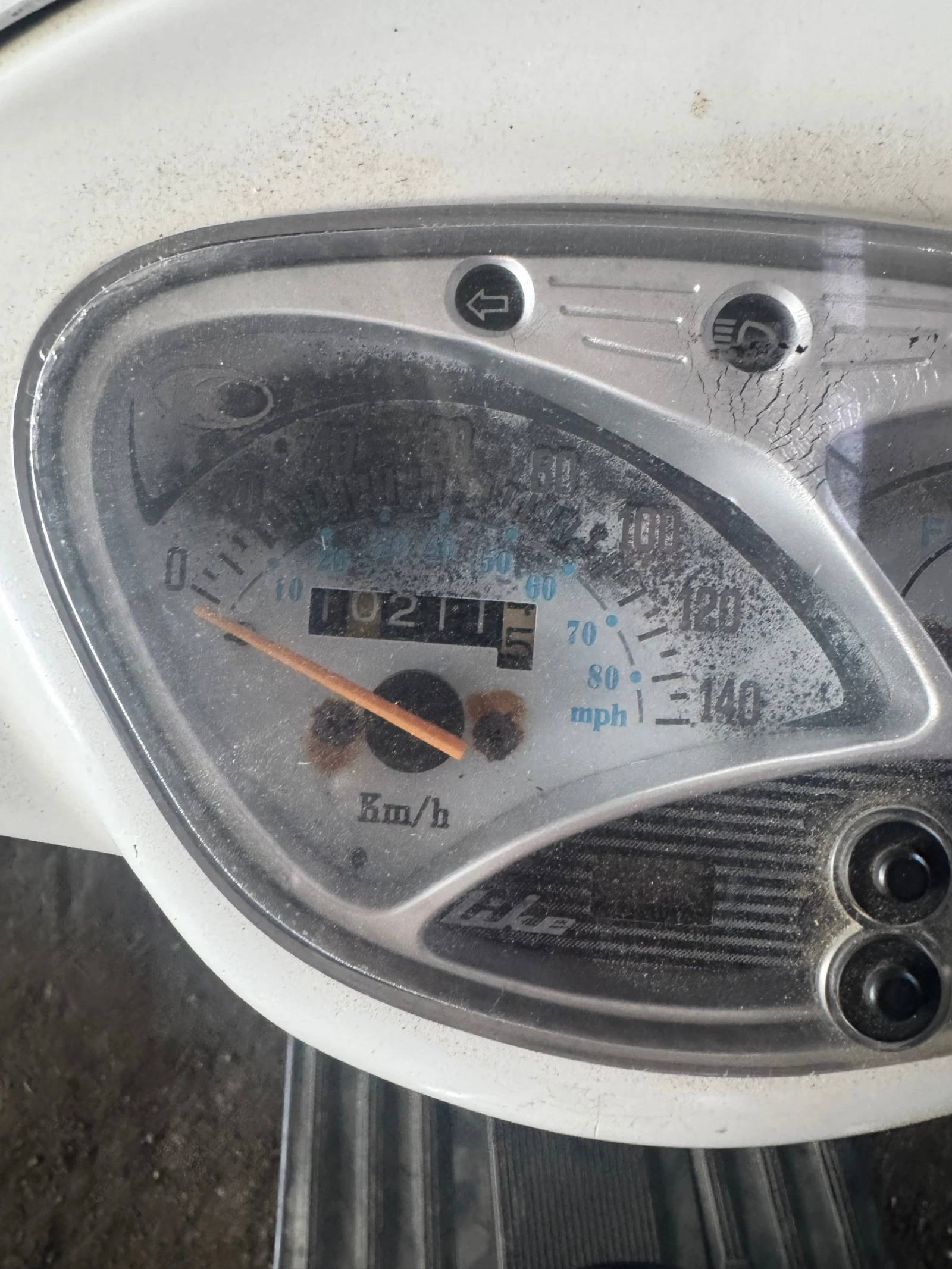 Kymco Like 125, снимка 5 - Мотоциклети и мототехника - 54681371