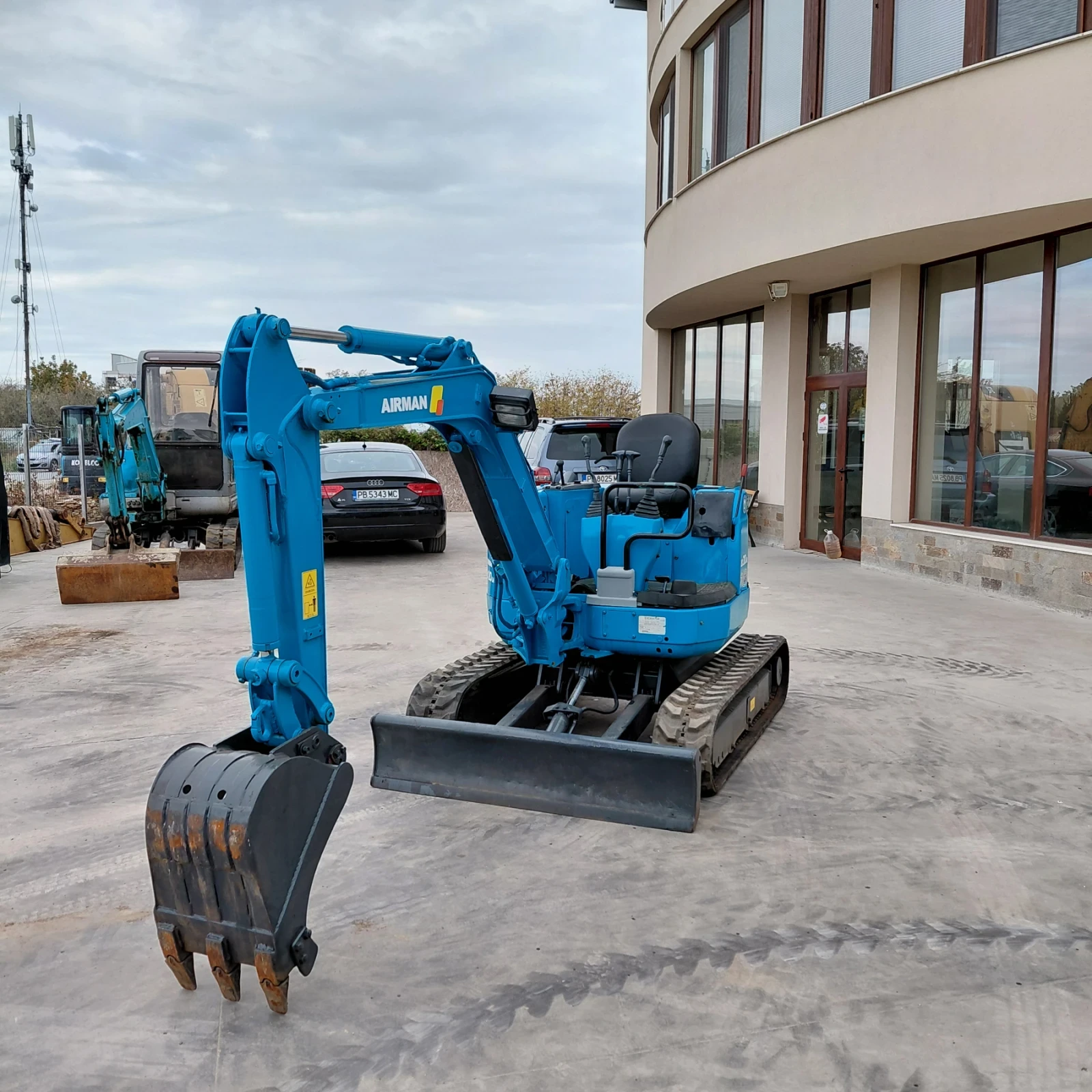 Багер Yanmar Airman AX20U - ПРОМОЦИЯ!!! КРАЙНА ЦЕНА!!! - изображение 8