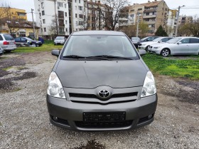 Обява за продажба на Toyota Corolla verso 2.2D4d 136ps 2006g euro4 ~5 500 лв. - изображение 1