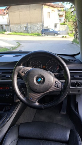 BMW 330, снимка 7 - Автомобили и джипове - 45904355