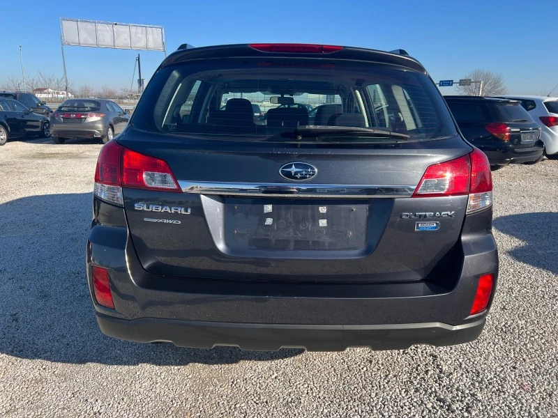 Subaru Outback 2.0TDI, снимка 4 - Автомобили и джипове - 44066042