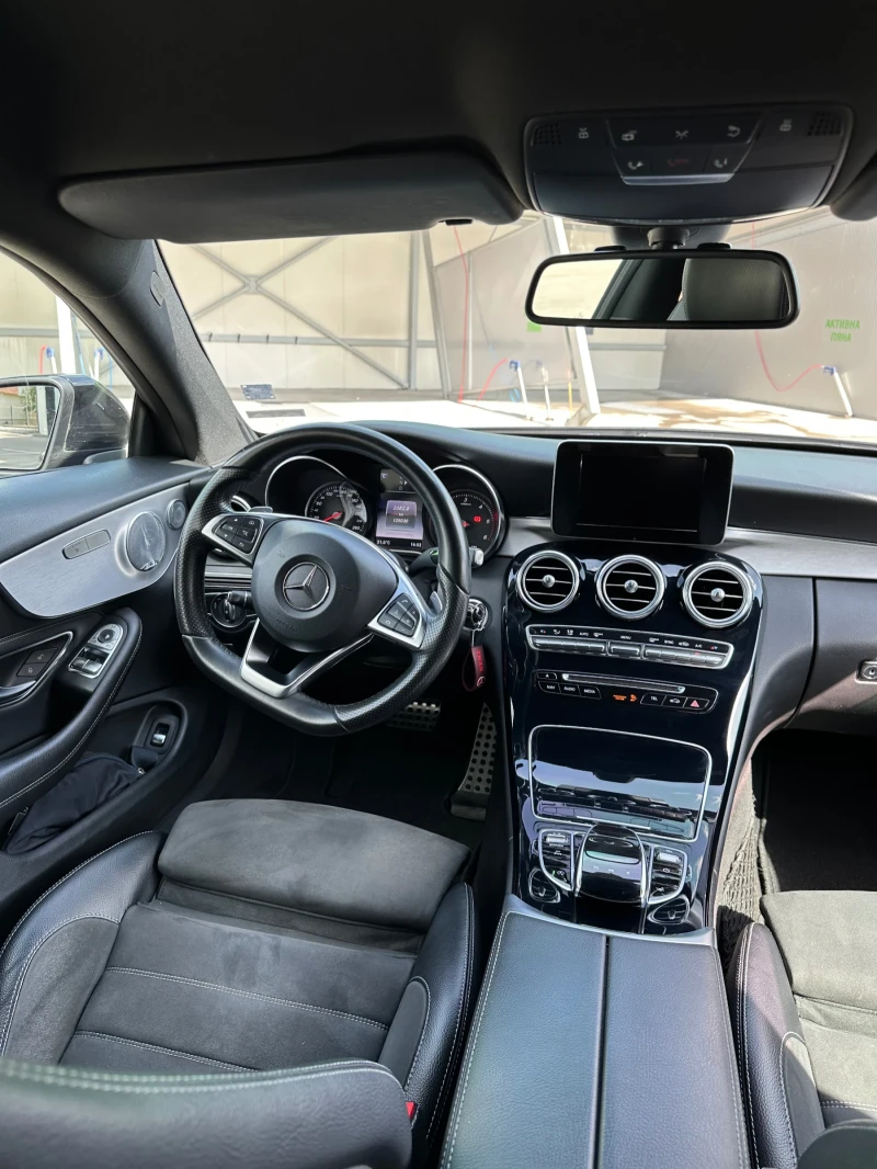Mercedes-Benz C 220 9G-Tr Full AMG NIGHT PACKAGE/ Burmester, снимка 4 - Автомобили и джипове - 51538815