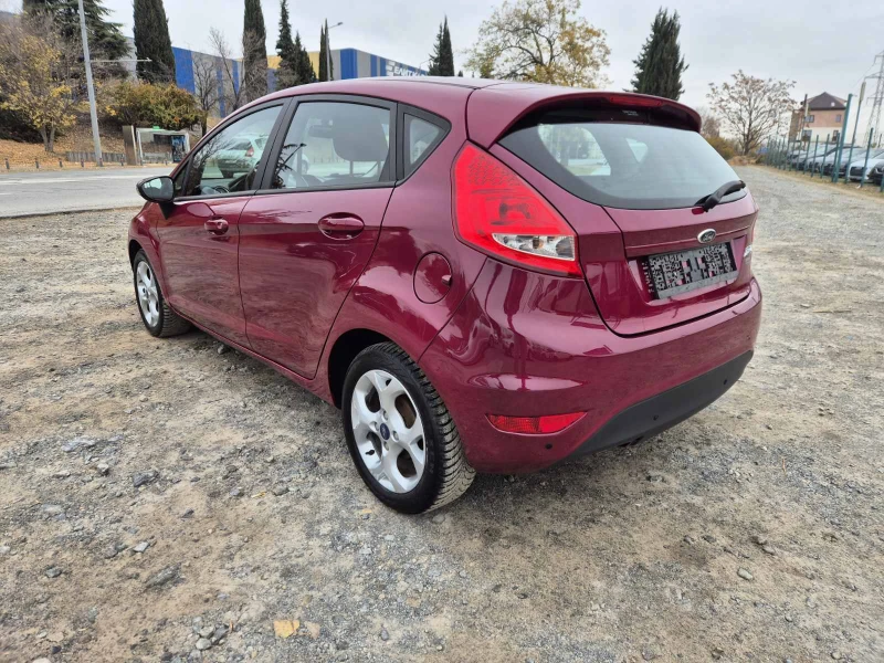 Ford Fiesta 1.2i, снимка 3 - Автомобили и джипове - 48144029