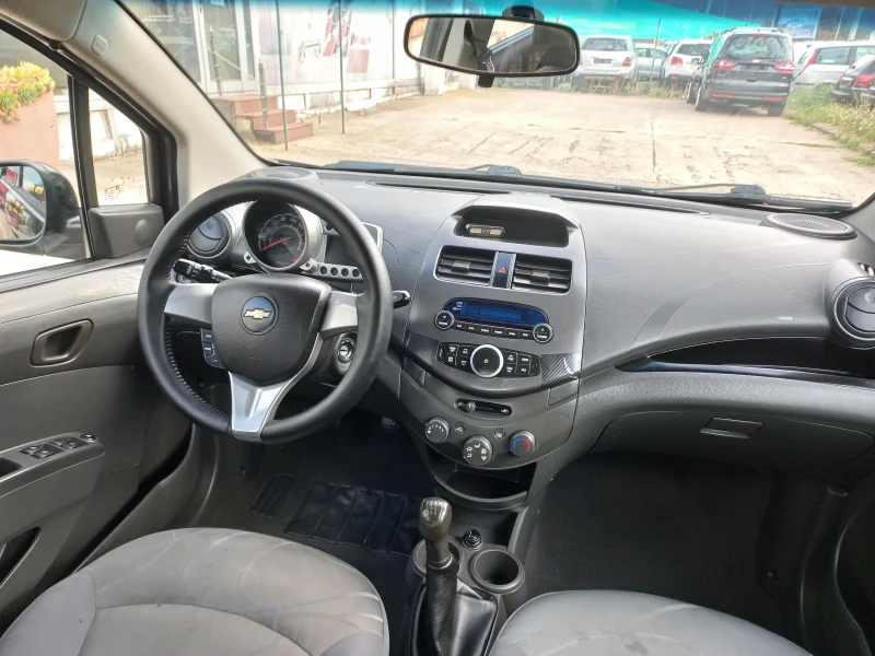 Chevrolet Spark 1.0 i  70ps, снимка 13 - Автомобили и джипове - 48575811