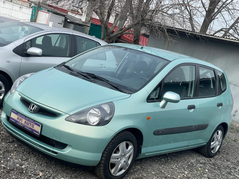 Honda Jazz 124.000km 1.4i СЕРВИЗНА ИСТОРИЯ, ОБСЛУЖЕН, снимка 1 - Автомобили и джипове - 48774330