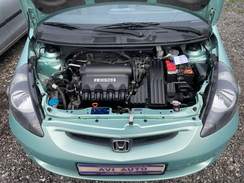 Honda Jazz 124.000km 1.4i СЕРВИЗНА ИСТОРИЯ, ОБСЛУЖЕН, снимка 16 - Автомобили и джипове - 48774330