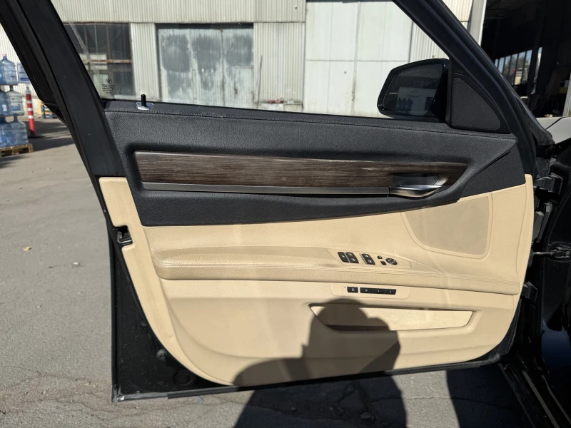 BMW 730 d, снимка 15 - Автомобили и джипове - 52599475