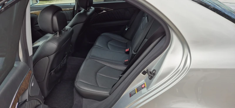 Mercedes-Benz E 280 3.0CDI Avantgarde, снимка 10 - Автомобили и джипове - 52055867