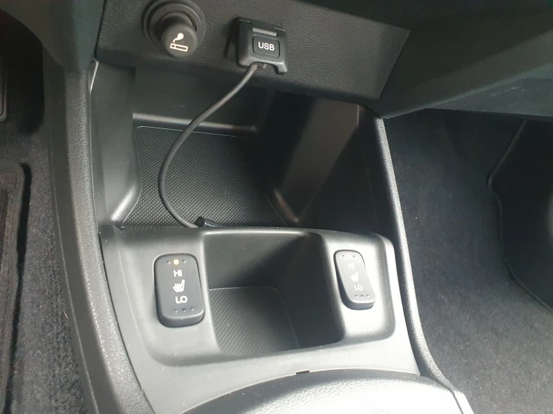 Honda Jazz 1.4 AUT 100ks PODGREV KLIMATRONIK , снимка 11 - Автомобили и джипове - 52860153