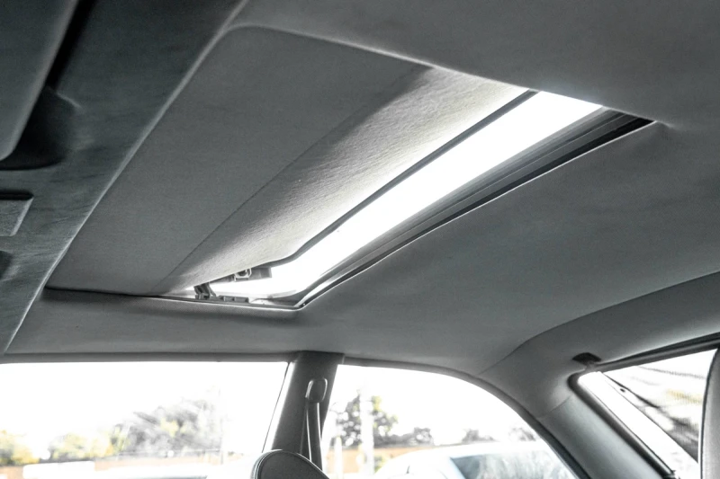 BMW M6 CARFAX* АВТОФИНАНСИРАНЕ* БЕЗ ПЪРВОНАЧАЛНА ВНОСКА* , снимка 8 - Автомобили и джипове - 52902093