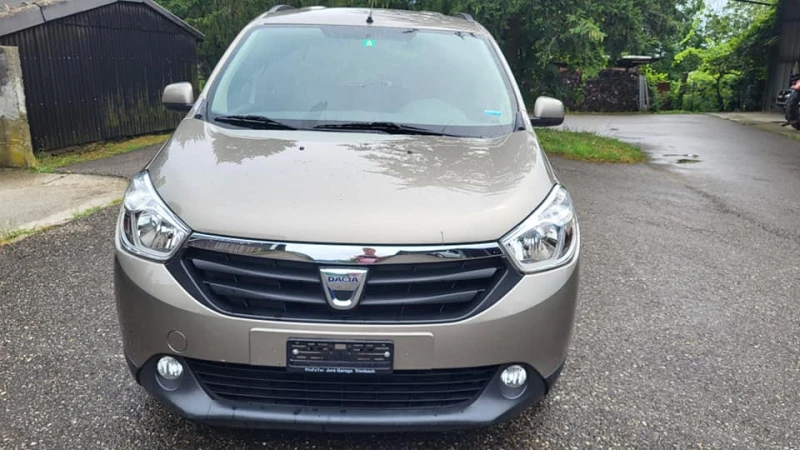 Dacia Lodgy 1.6-SWISS, снимка 2 - Автомобили и джипове - 52903499