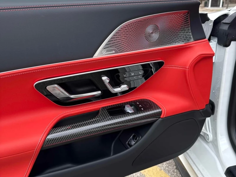 Mercedes-Benz AMG GT 2025 * 63 * CARFAX * ОТ ПРЕДСТАВИТЕЛСТВО, снимка 13 - Автомобили и джипове - 53200622