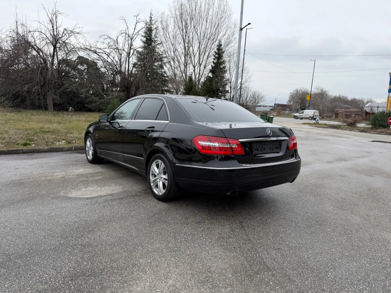 Mercedes-Benz E 350 i Distronic, снимка 6 - Автомобили и джипове - 53456777