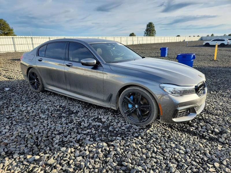 BMW 740 Li* M PACK* HARMAN* ПАНО* ЩОРИ* AMBIENT AIR