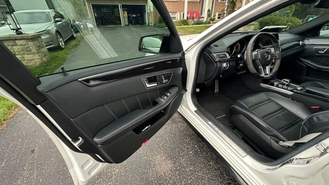 Mercedes-Benz E 63 AMG * S Model * CARFAX * , снимка 5 - Автомобили и джипове - 56148775
