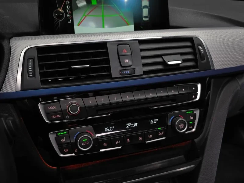 BMW 320 i - САМО 30% АВАНС, снимка 17 - Автомобили и джипове - 56304552