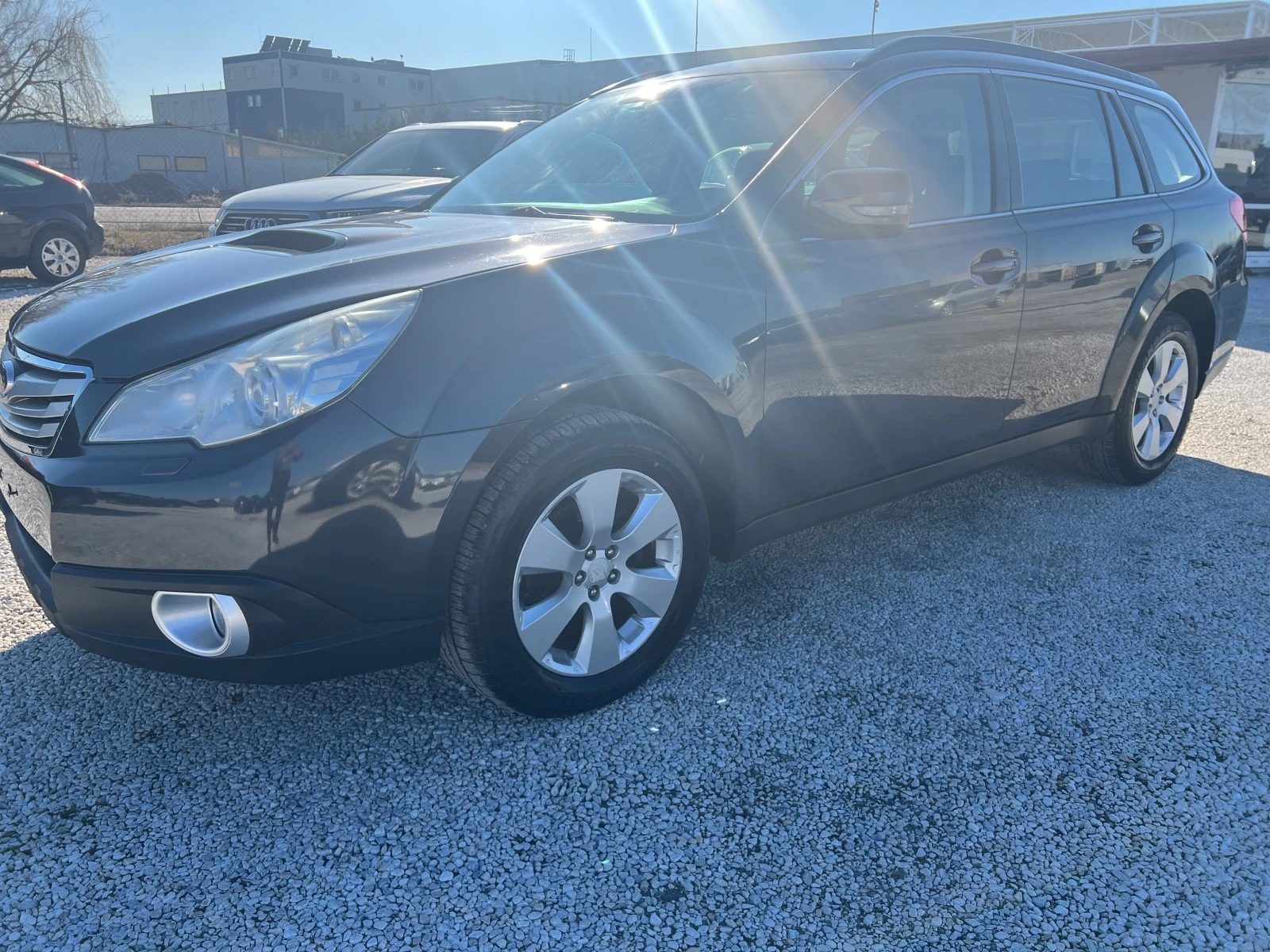 Subaru Outback 2.0TDI - изображение 3