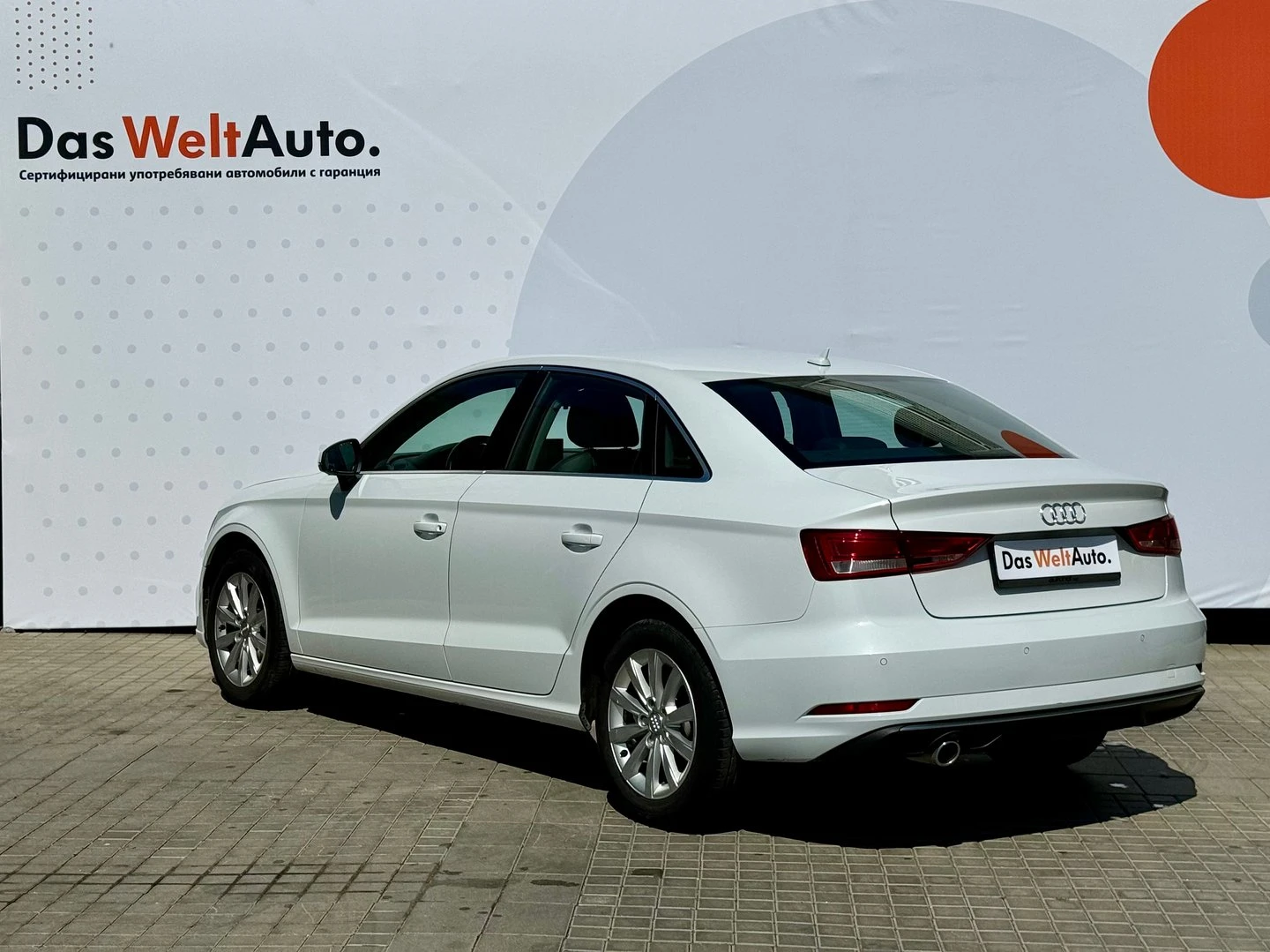 Audi A3 Limo FL Design 1.6 TDI S-tronic - изображение 2