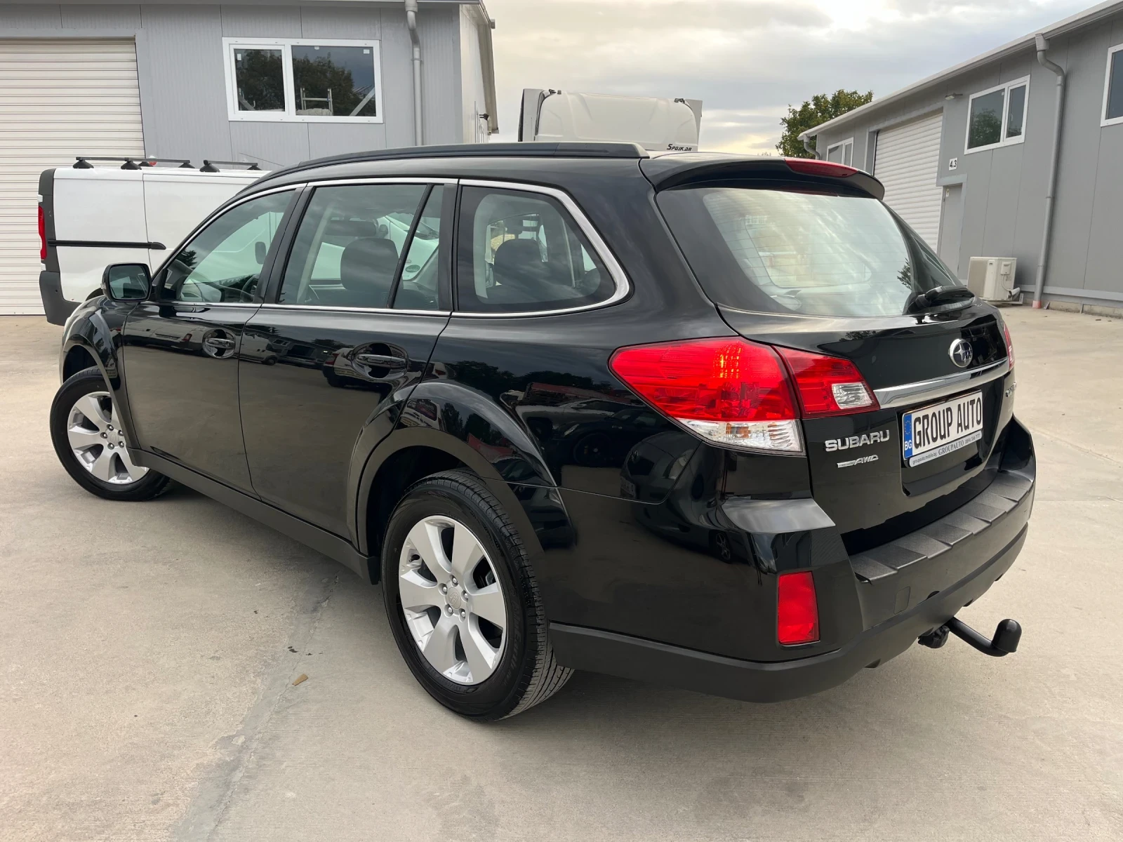 Subaru Outback 2, 5i-167k.с/4х4/НАВИГАЦИЯ/ПОДГРЕВ/РЪЧНИ СКОРОСТИ! - изображение 5