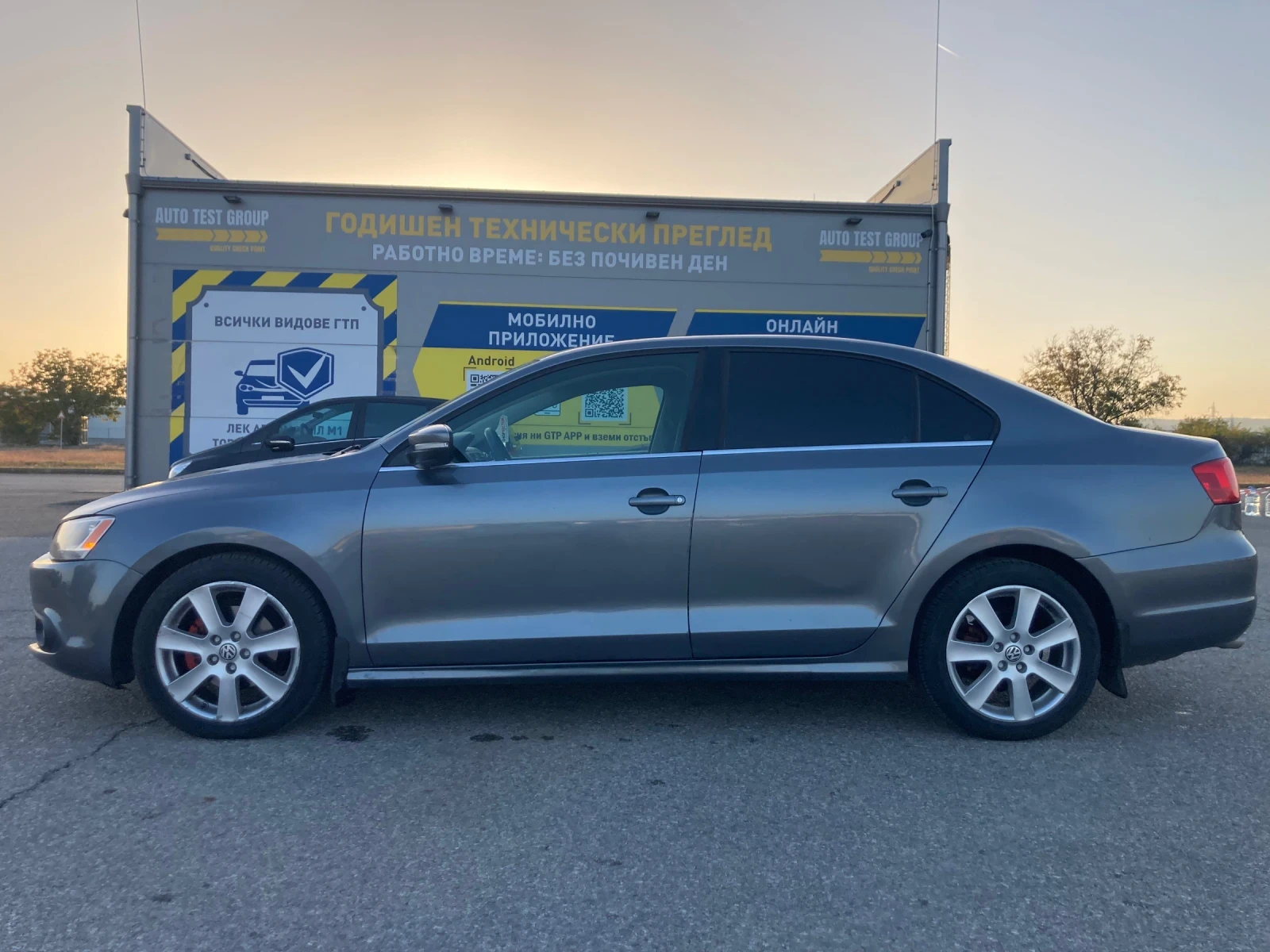 VW Jetta 2.0 TDI 140 к.с - изображение 3