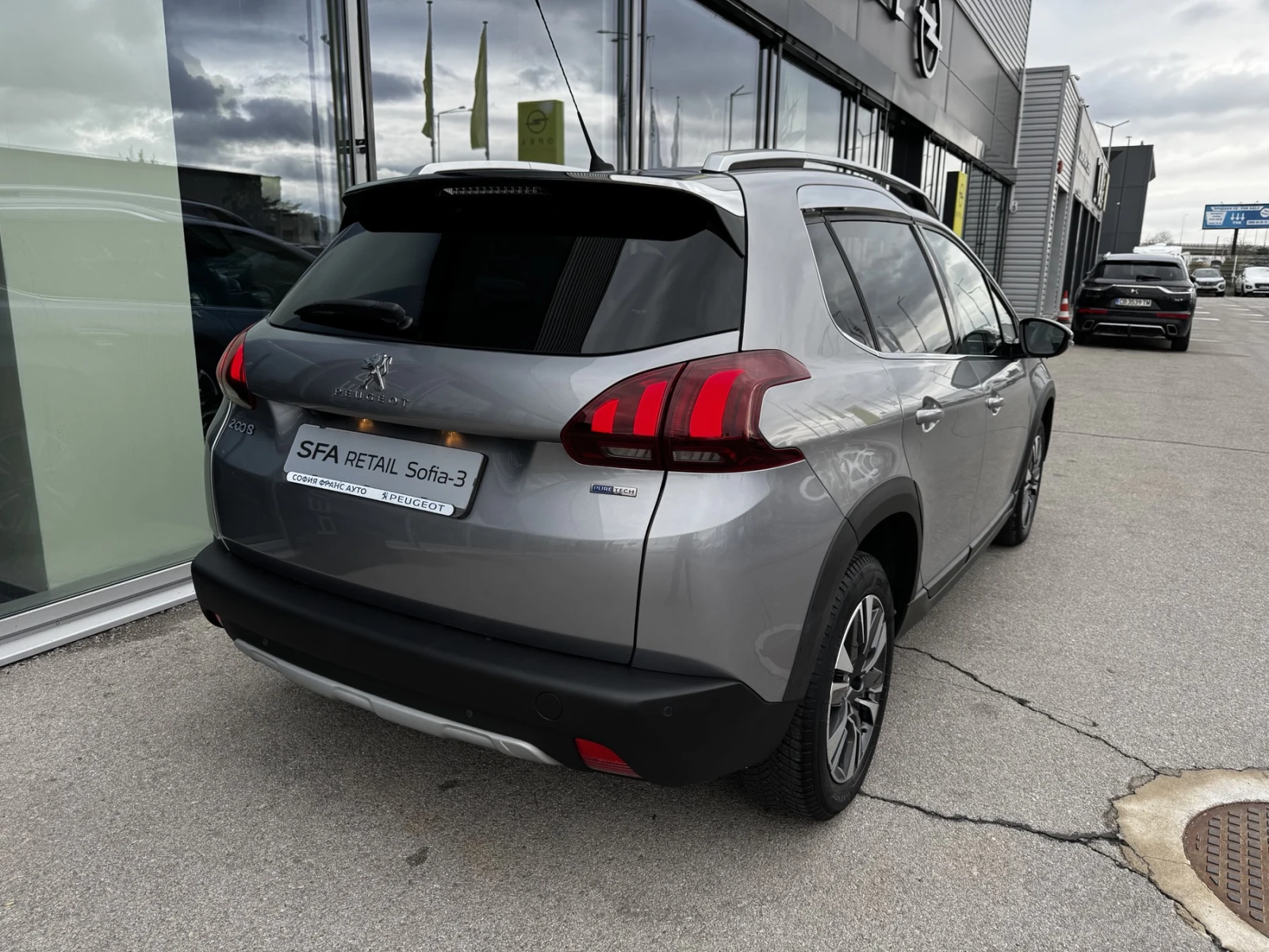 Peugeot 2008 NEW ALLURE 1.2 e-THP 110 EAT6 STT EURO6 - изображение 5