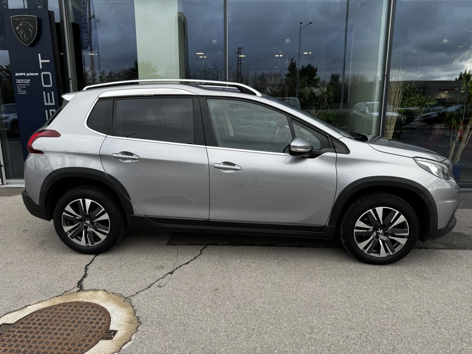 Peugeot 2008 NEW ALLURE 1.2 e-THP 110 EAT6 STT EURO6 - изображение 4