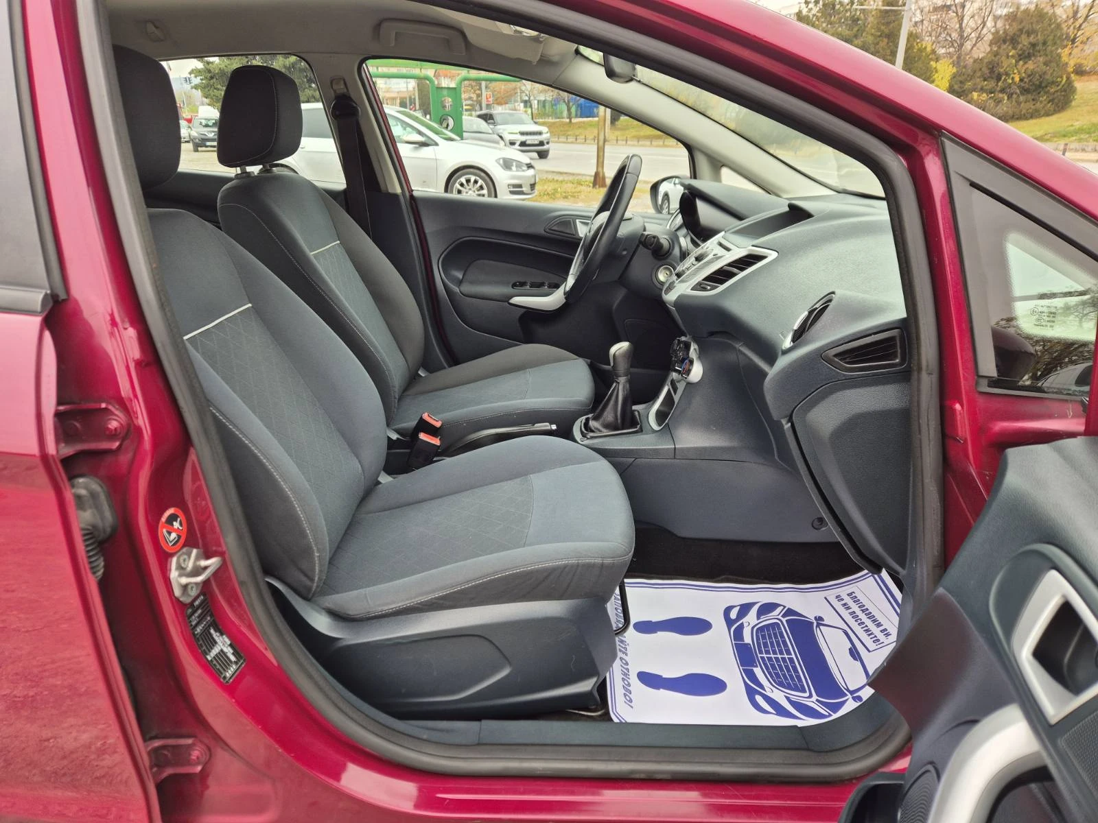 Ford Fiesta 1.2i - изображение 9