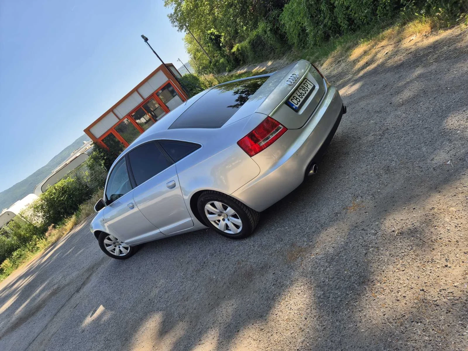 Audi A6 2.4 - изображение 8