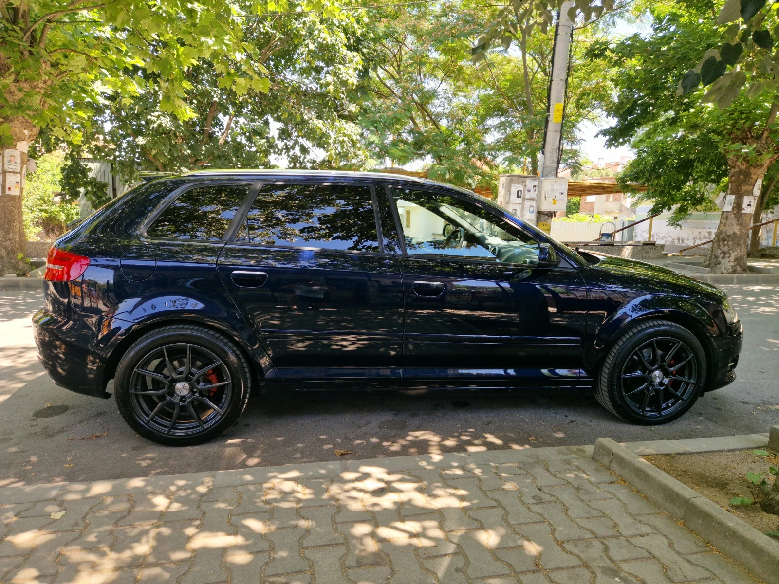 Audi A3 2.0 TDI DSG - изображение 8