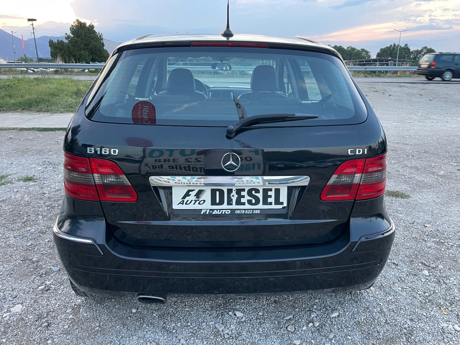 Mercedes-Benz B 180 2.0CDI-AVANGARD-ITALIA - изображение 10