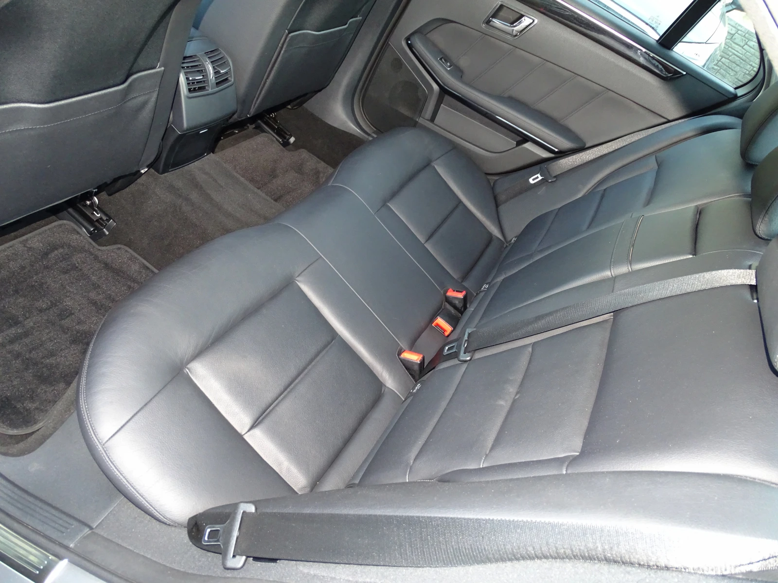 Mercedes-Benz E 350 AVANTGARDE_На Пружини_* Германия_*  - изображение 10