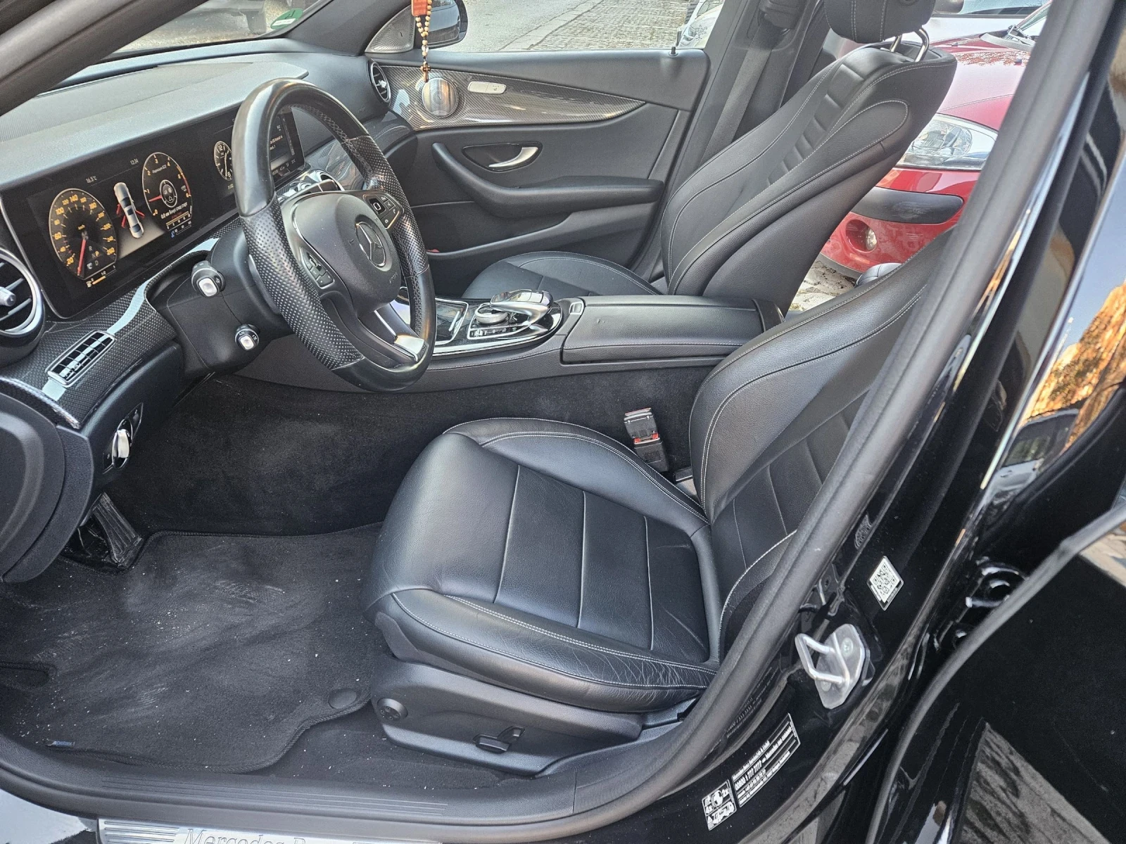 Mercedes-Benz E 350  - изображение 9